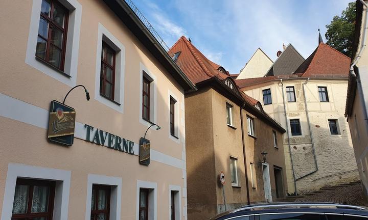 Taverne